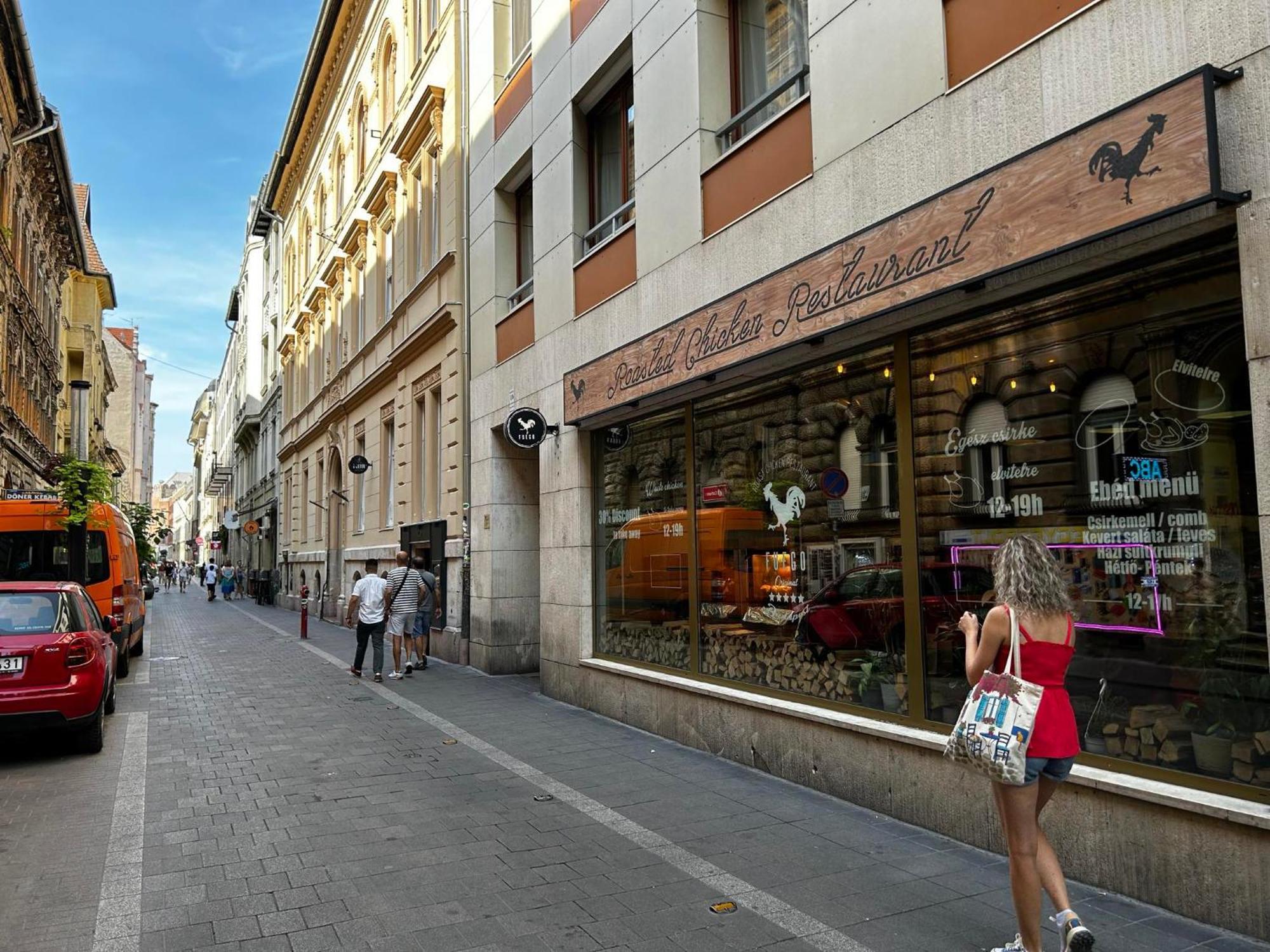 Exclusive * Budapeste